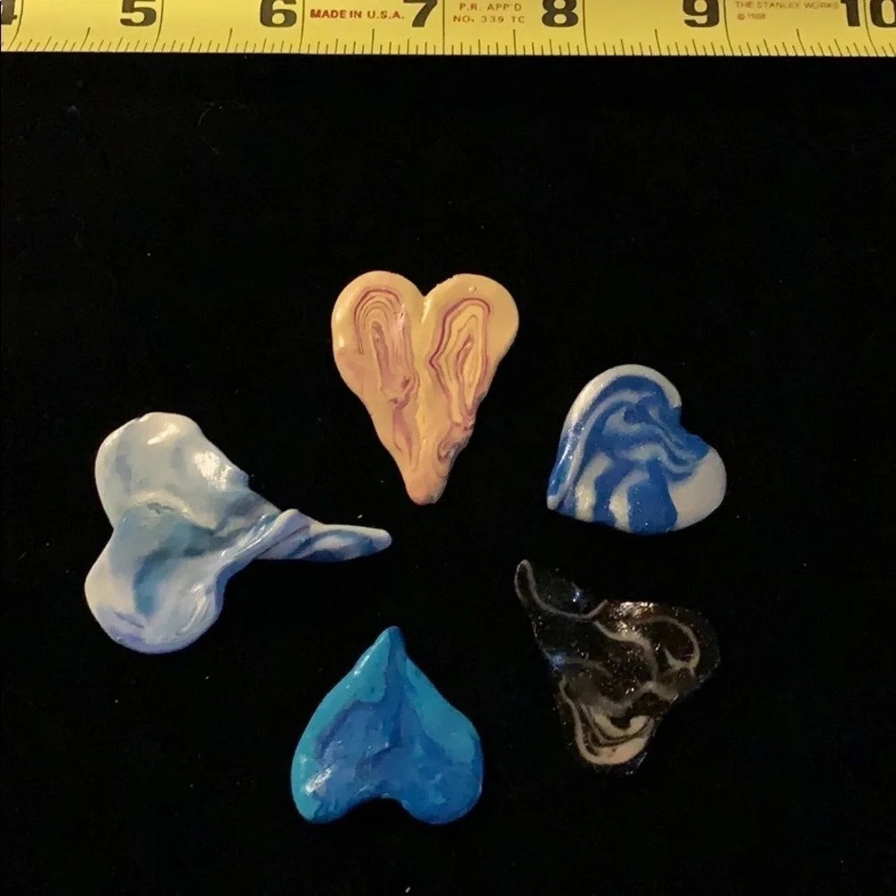 Set o/5 Polymer Handmade Art Hearts-No 2 Are Alike